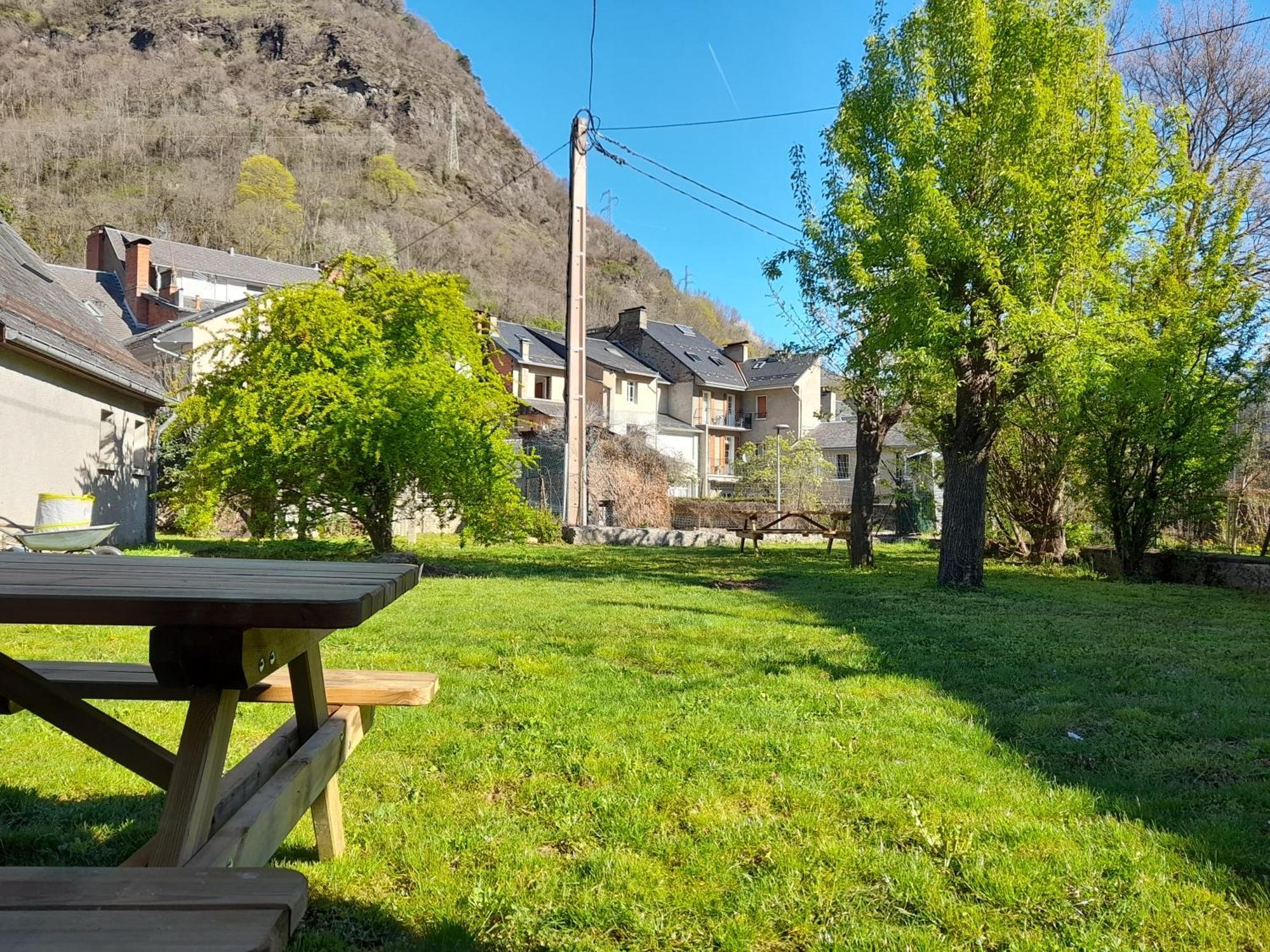Apartamento T3 Neuf 55M2 4 Personnes Avec Jardin Au Calme, Menage Inclus, Local Velo Bagnères-de-Luchon Exterior foto